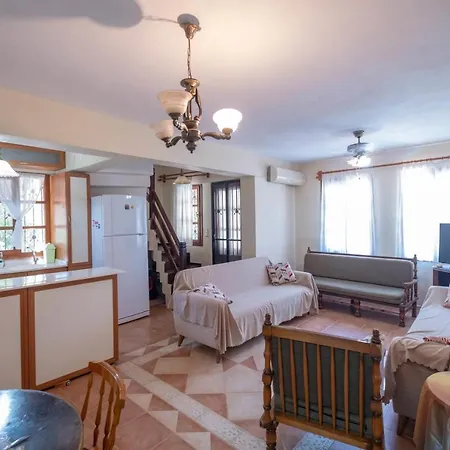 Wonderful Close To In Daire